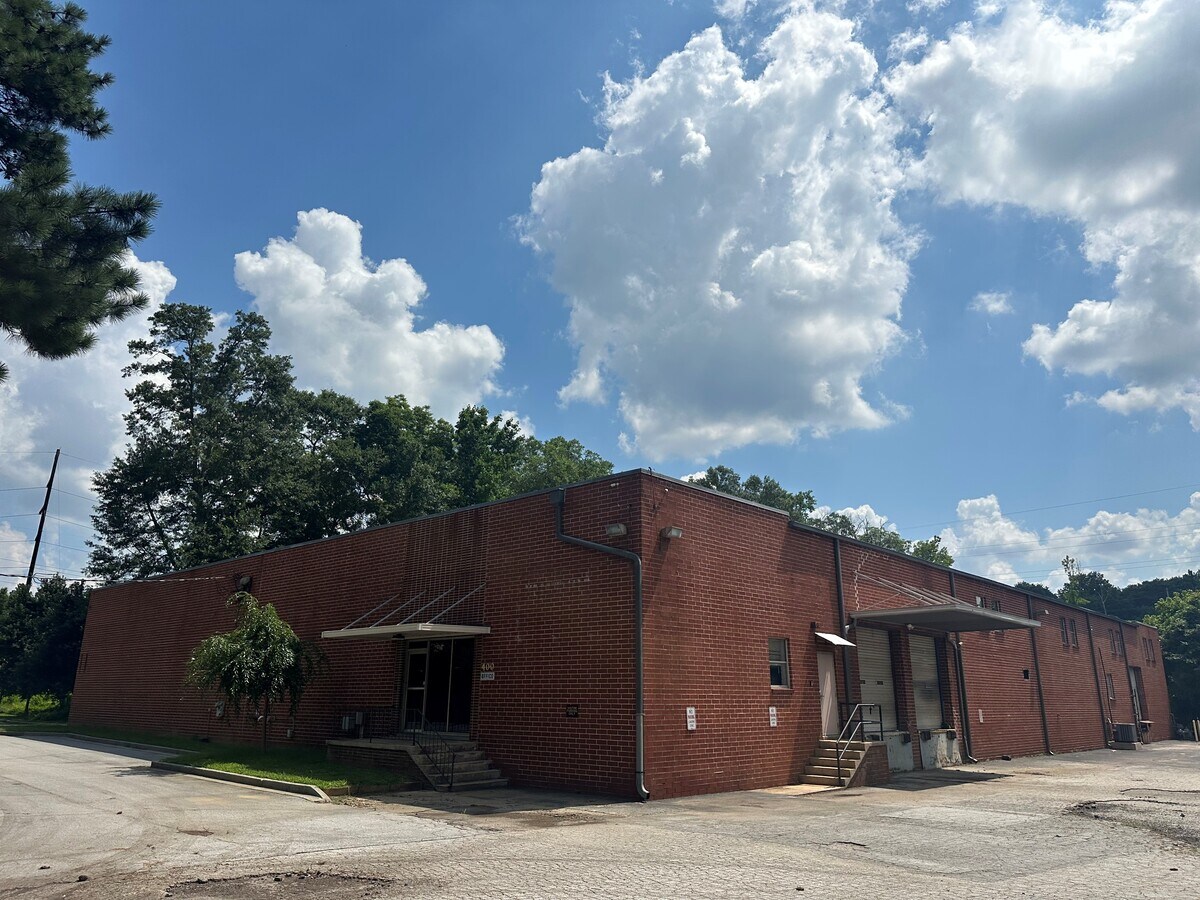 400 Grant Circle SE, Altanta, GA 30315